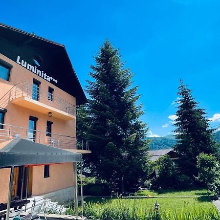 Pensiunea Luminita Buşteni エクステリア 写真
